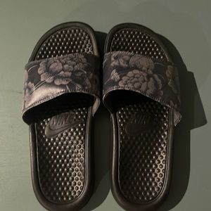 Nike Sliders